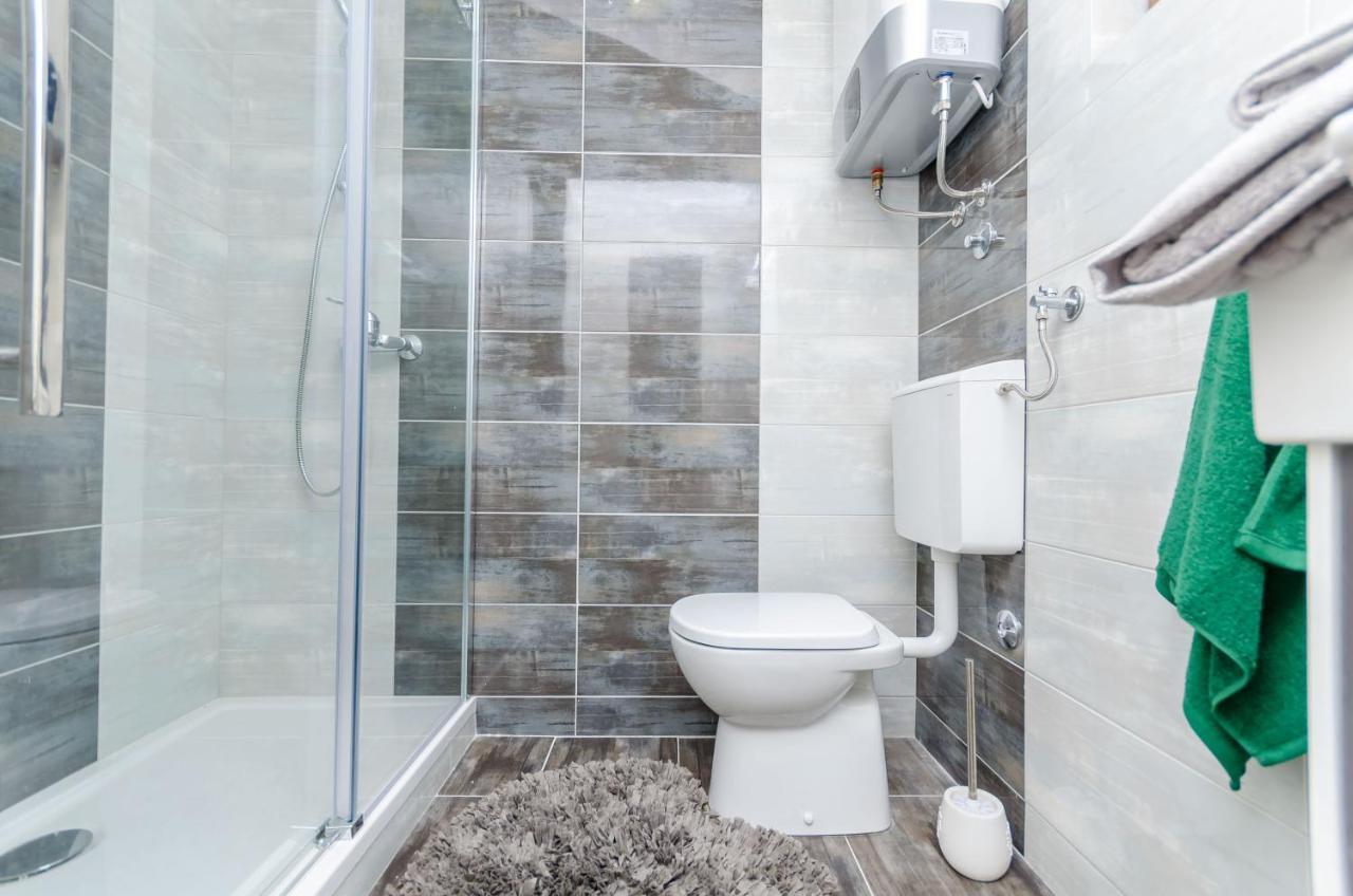 Apartmani Selo Luka Ražanj Exterior foto