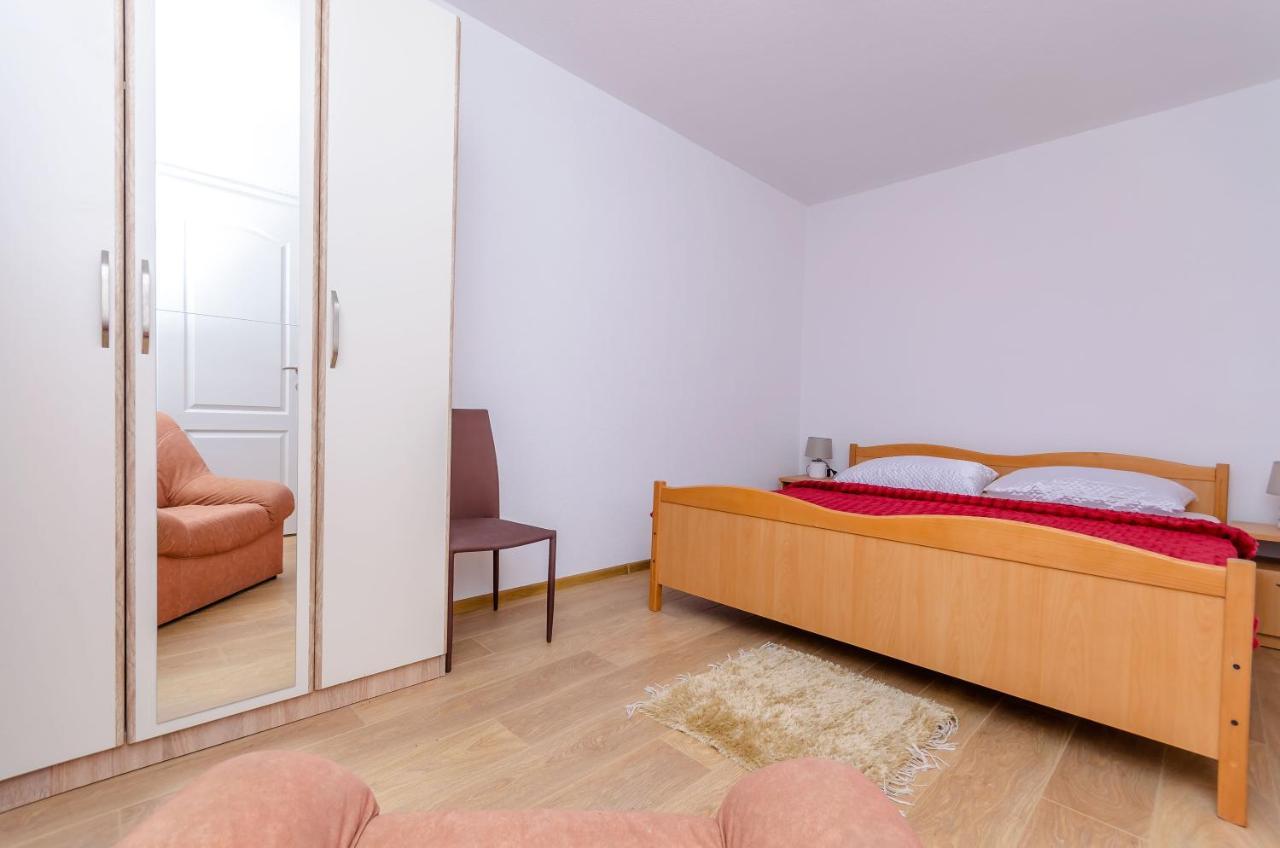 Apartmani Selo Luka Ražanj Exterior foto
