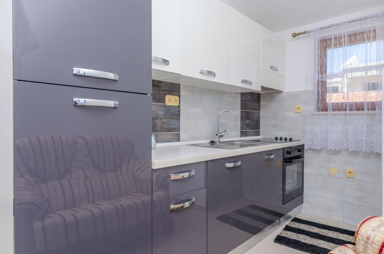 Apartmani Selo Luka Ražanj Exterior foto